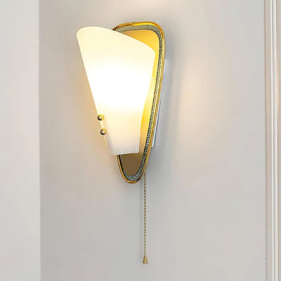Auremont Triangular Wall Lamp
