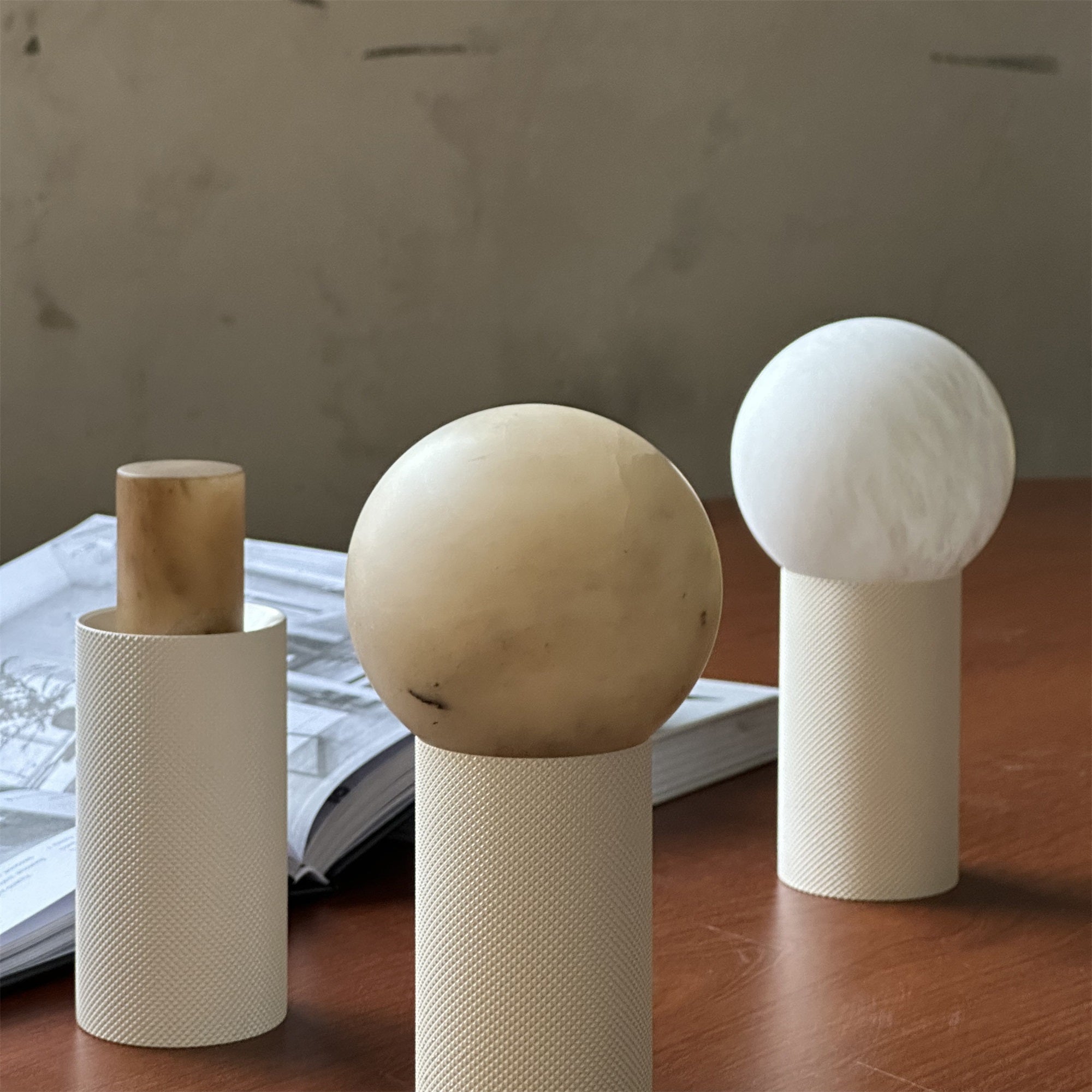 Elaorine Table Lamp (Built-in Battery)