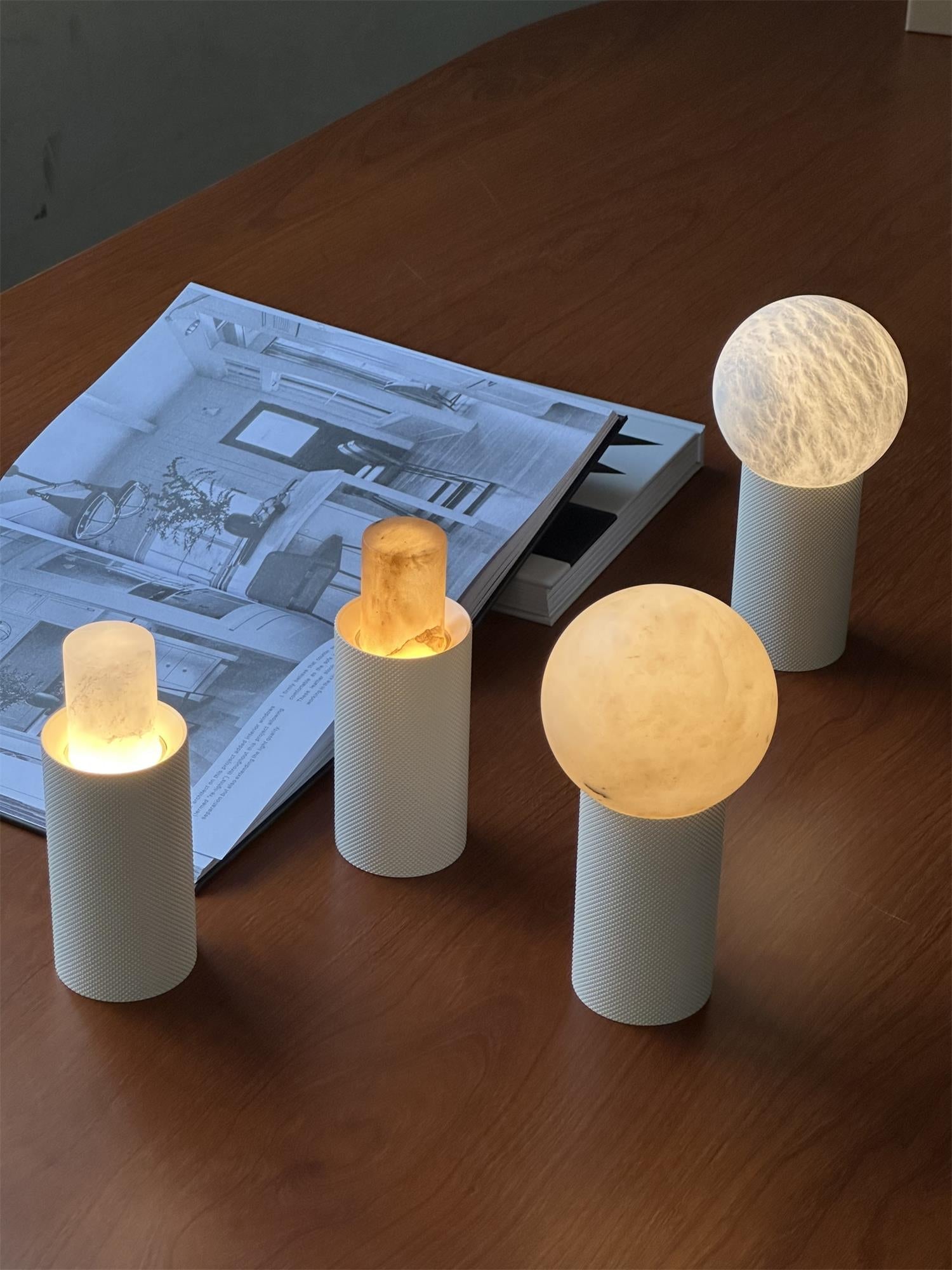 Elaorine Table Lamp (Built-in Battery)