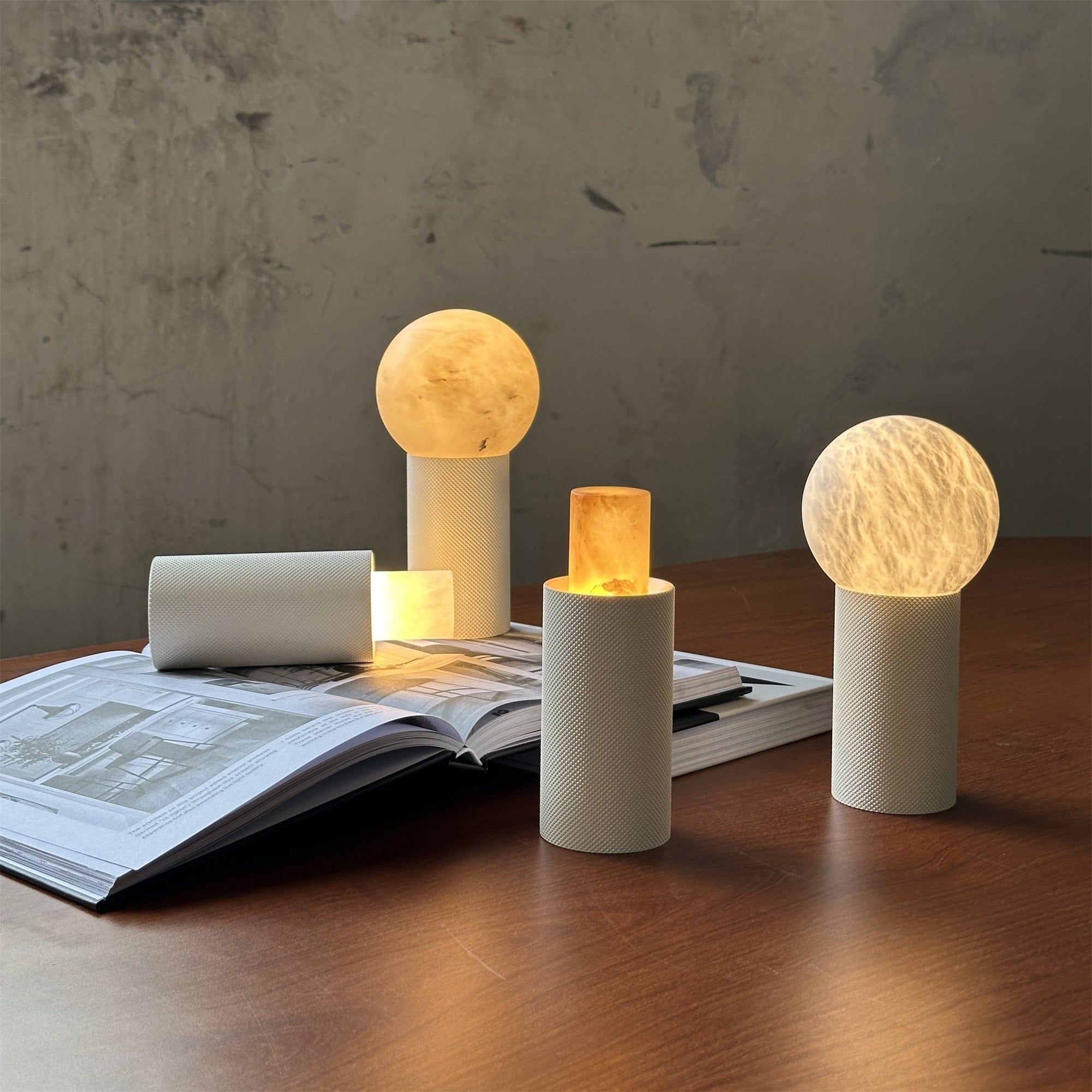 Elaorine Table Lamp (Built-in Battery)