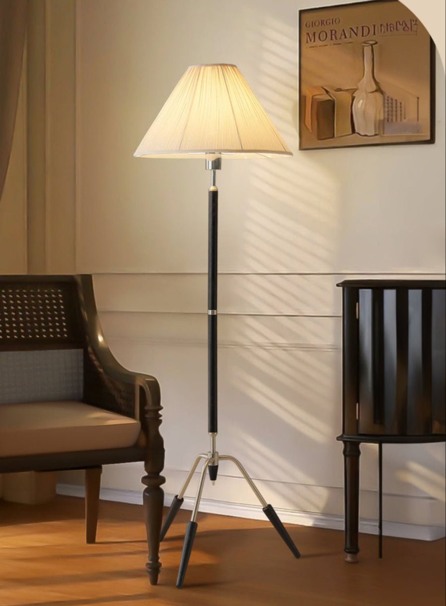 Caluiella Tripod Base Floor Lamp