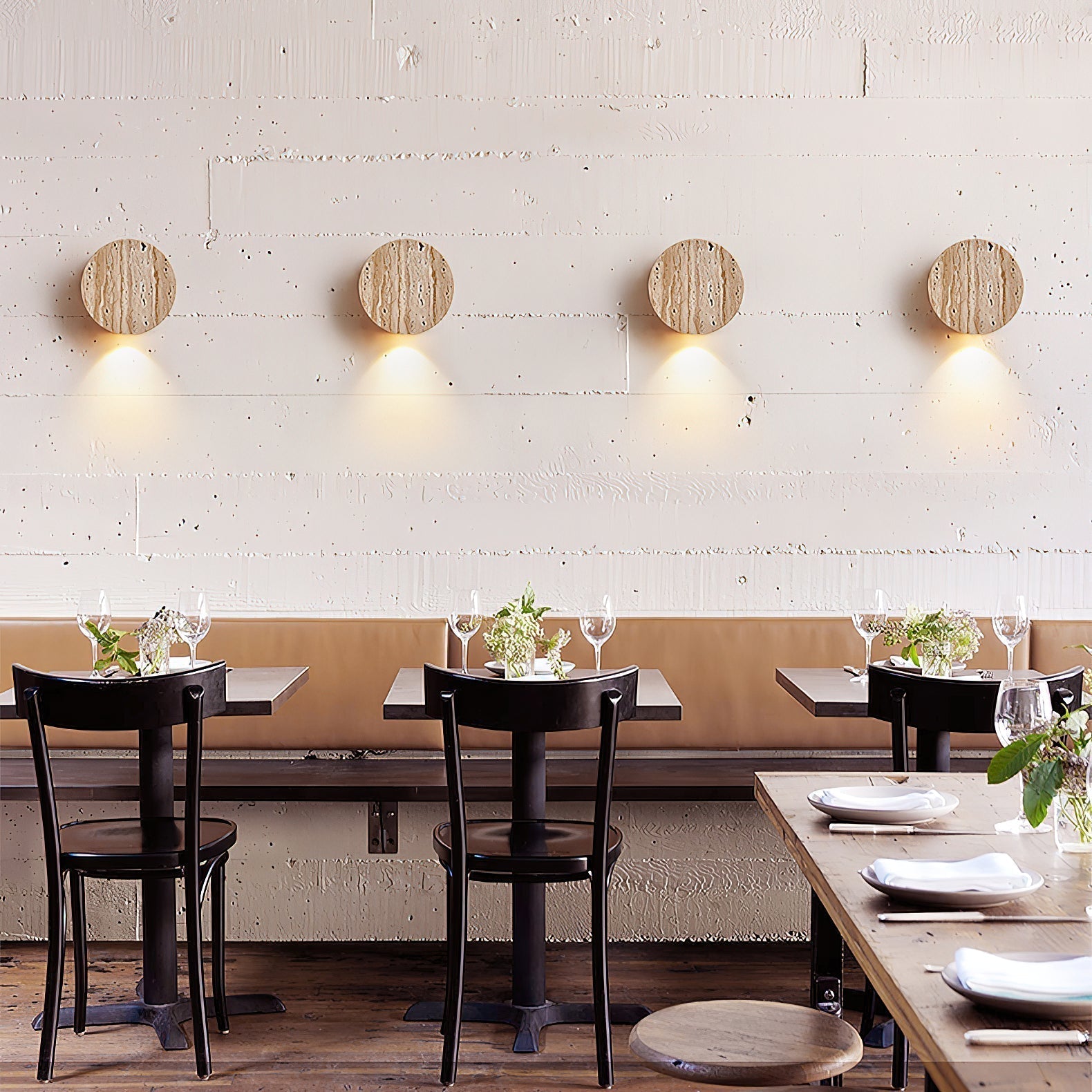 Tavoraya Travertine Wall Lamp