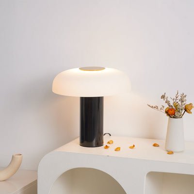 Renarelia Table Lamp