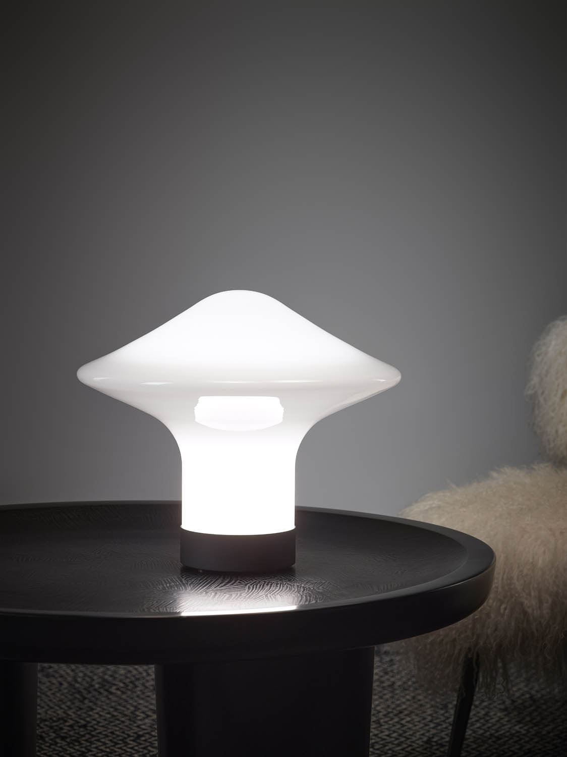 Taura Contemporary Table Lamp