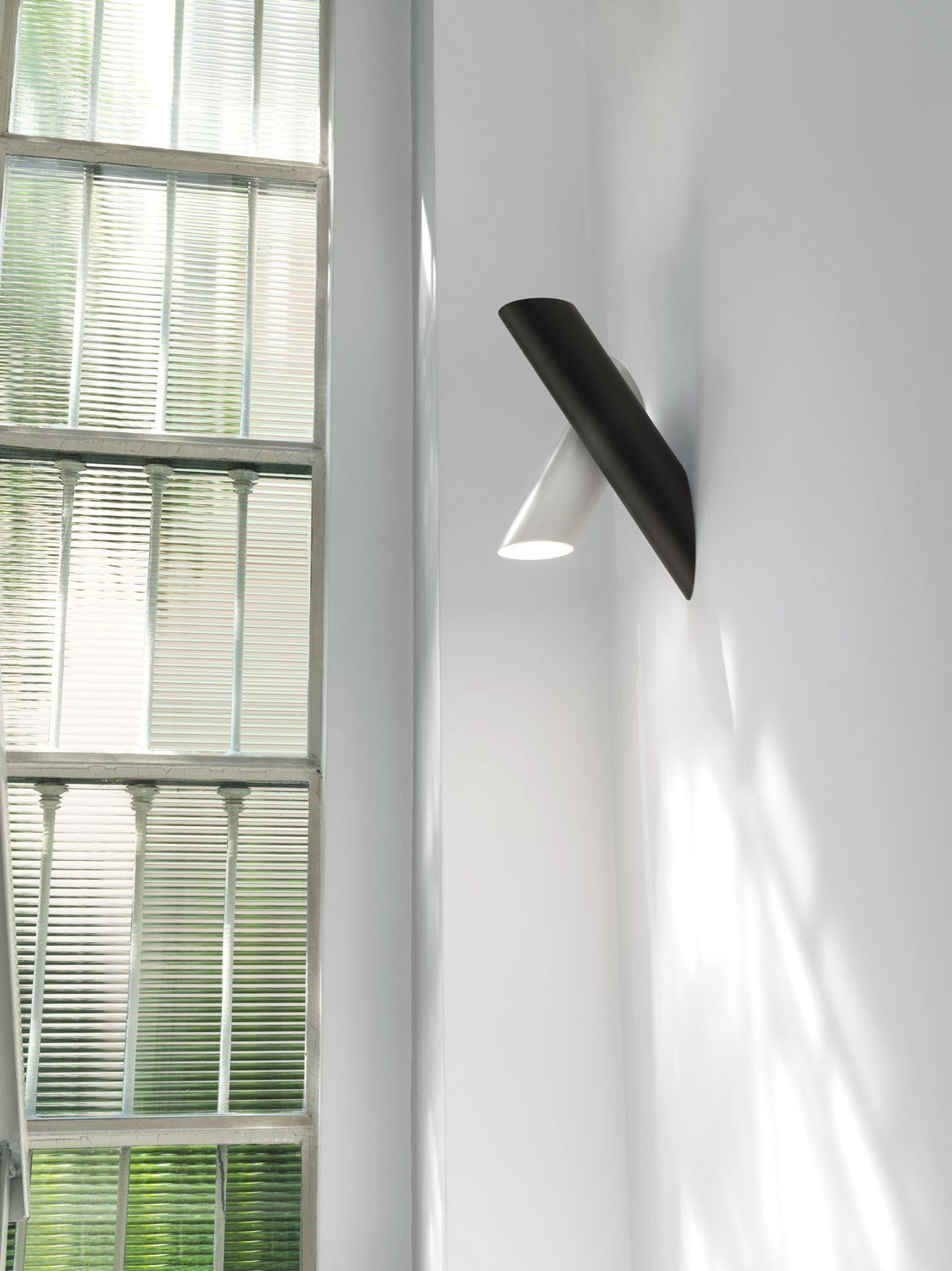 Perylis Modern Minimalist Tubes Wall Light
