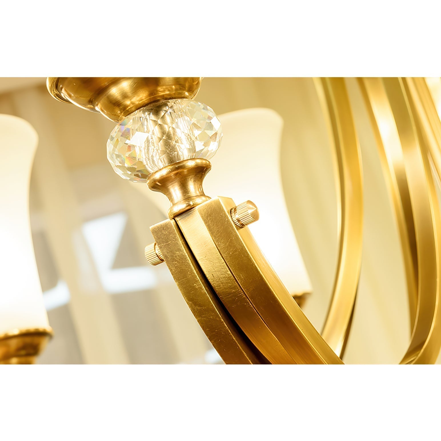 Mirerian Chandelier