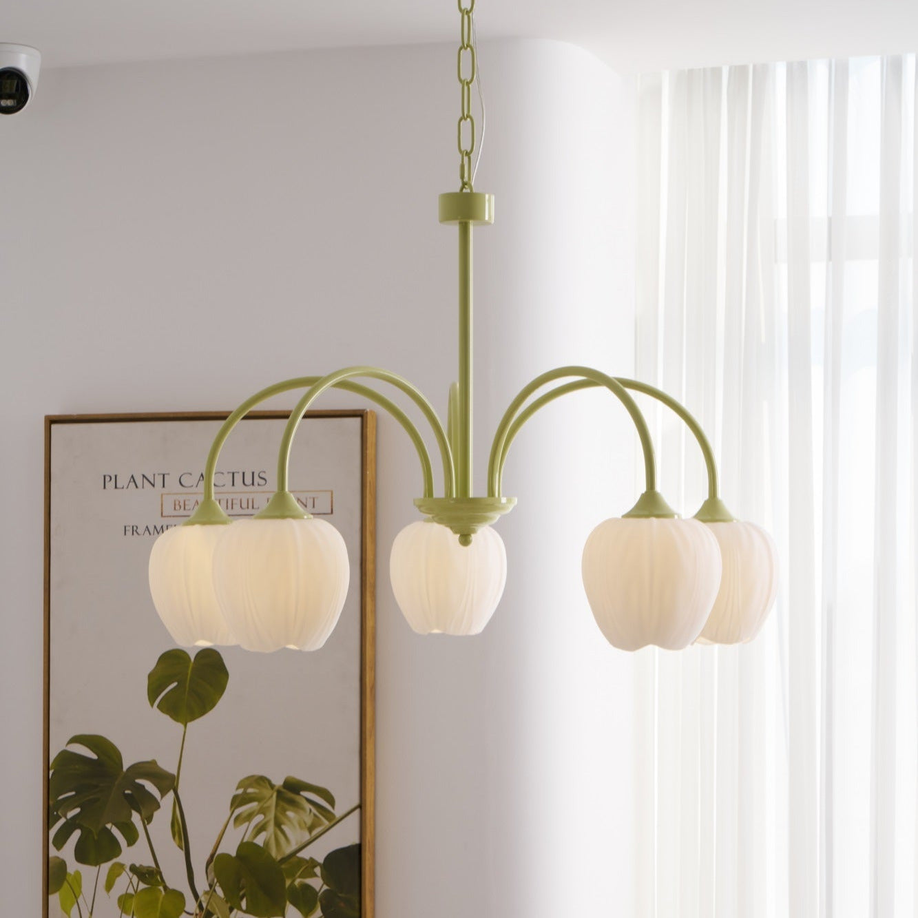 Aria Fresh Tulip Chandeliers