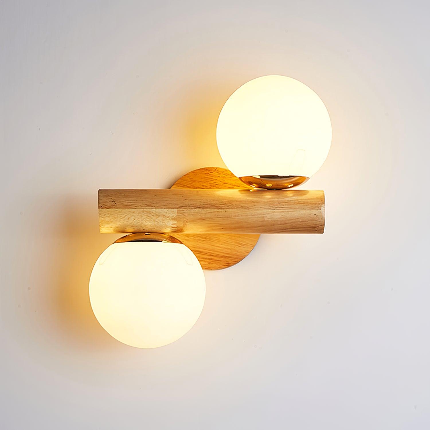 Fioran Wood Scandinavian Wall Lamp