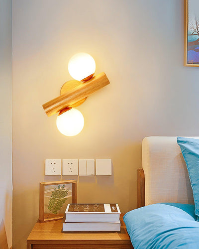 Fioran Wood Scandinavian Wall Lamp