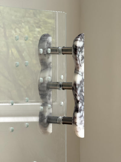 Marisyn Twin-Curve Pull Handle
