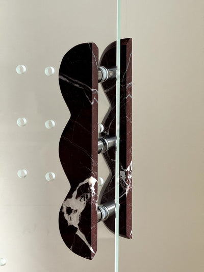 Marisyn Twin-Curve Pull Handle