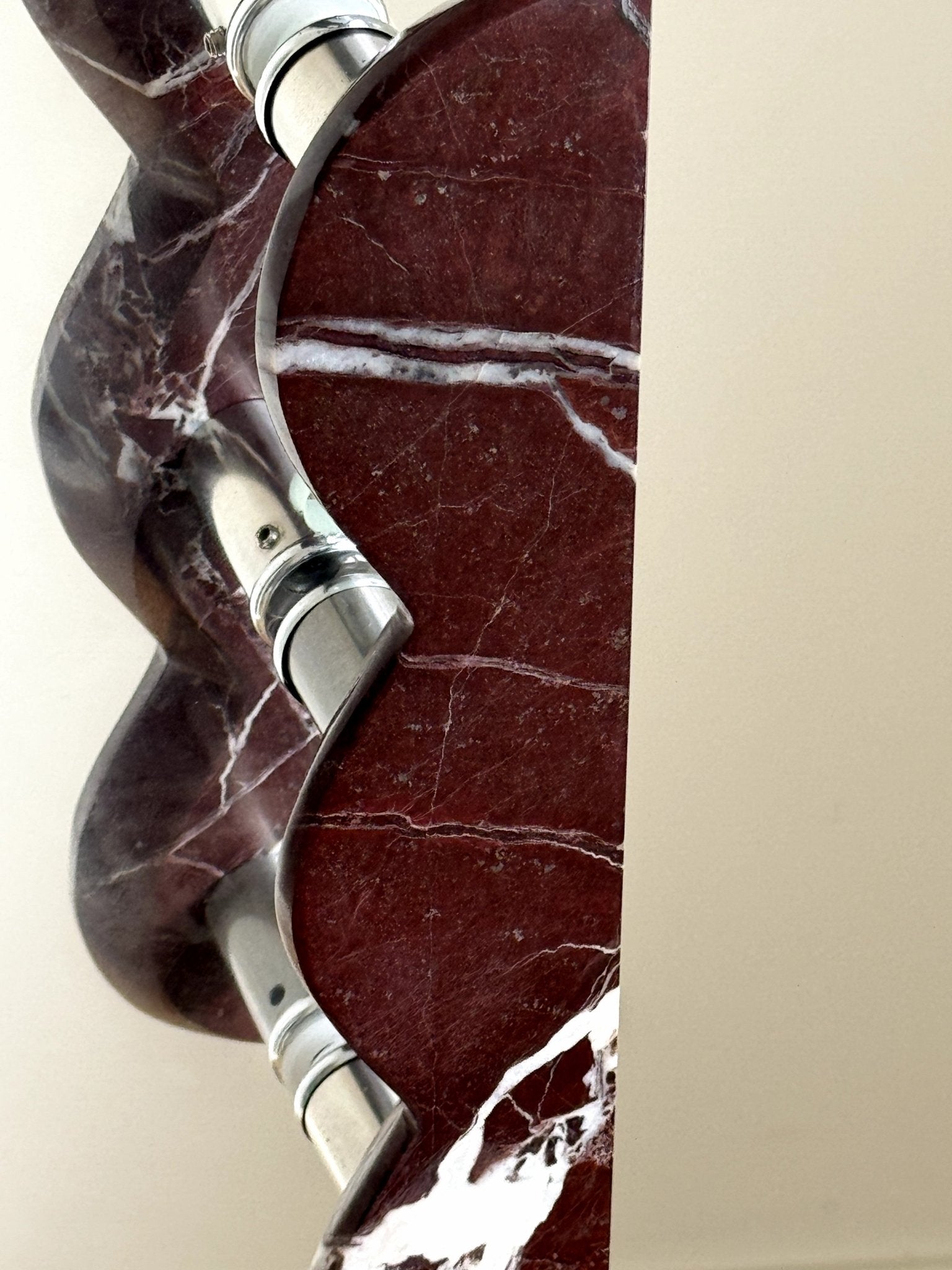Marisyn Twin-Curve Pull Handle