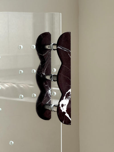 Marisyn Twin-Curve Pull Handle