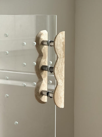 Marisyn Twin-Curve Pull Handle