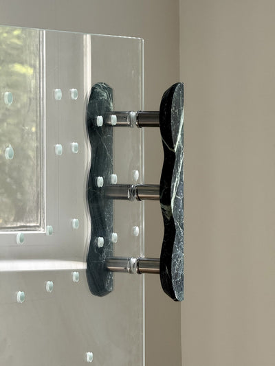 Marisyn Twin-Curve Pull Handle