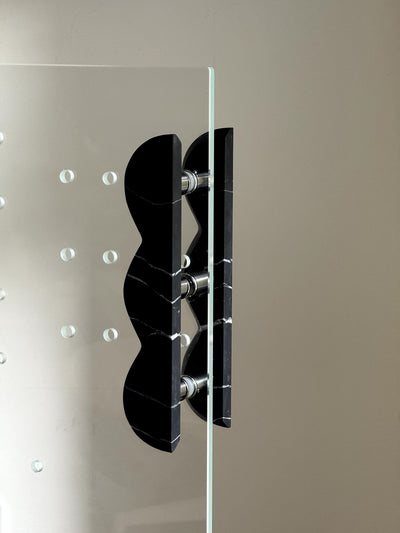 Marisyn Twin-Curve Pull Handle