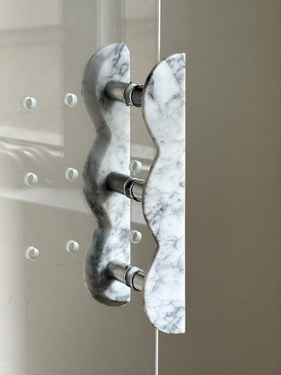 Marisyn Twin-Curve Pull Handle