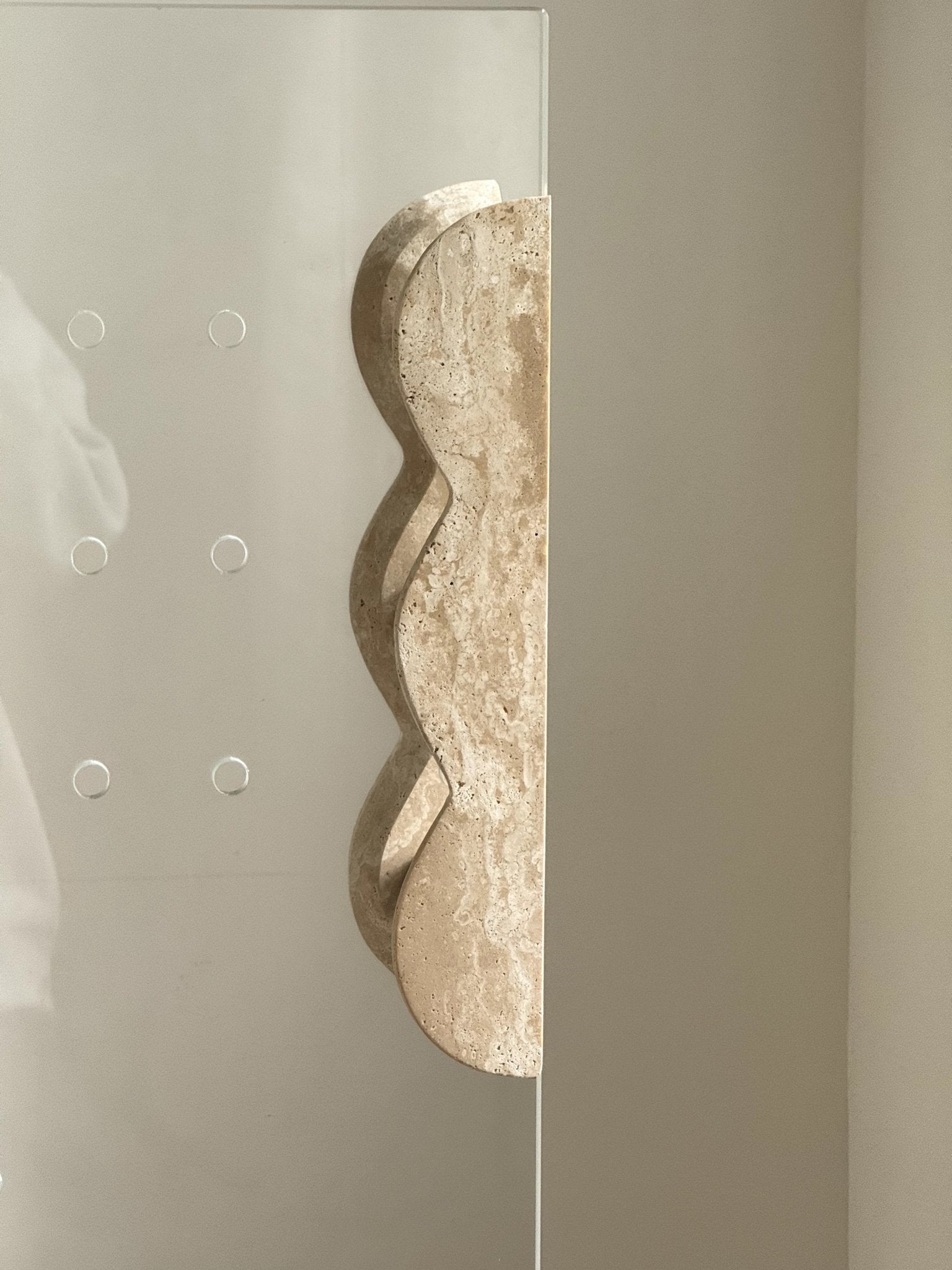 Marisyn Twin-Curve Pull Handle