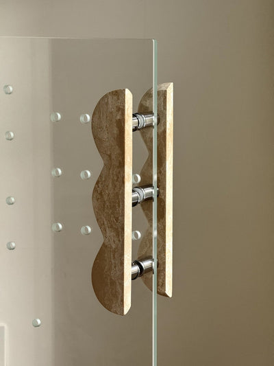 Marisyn Twin-Curve Pull Handle