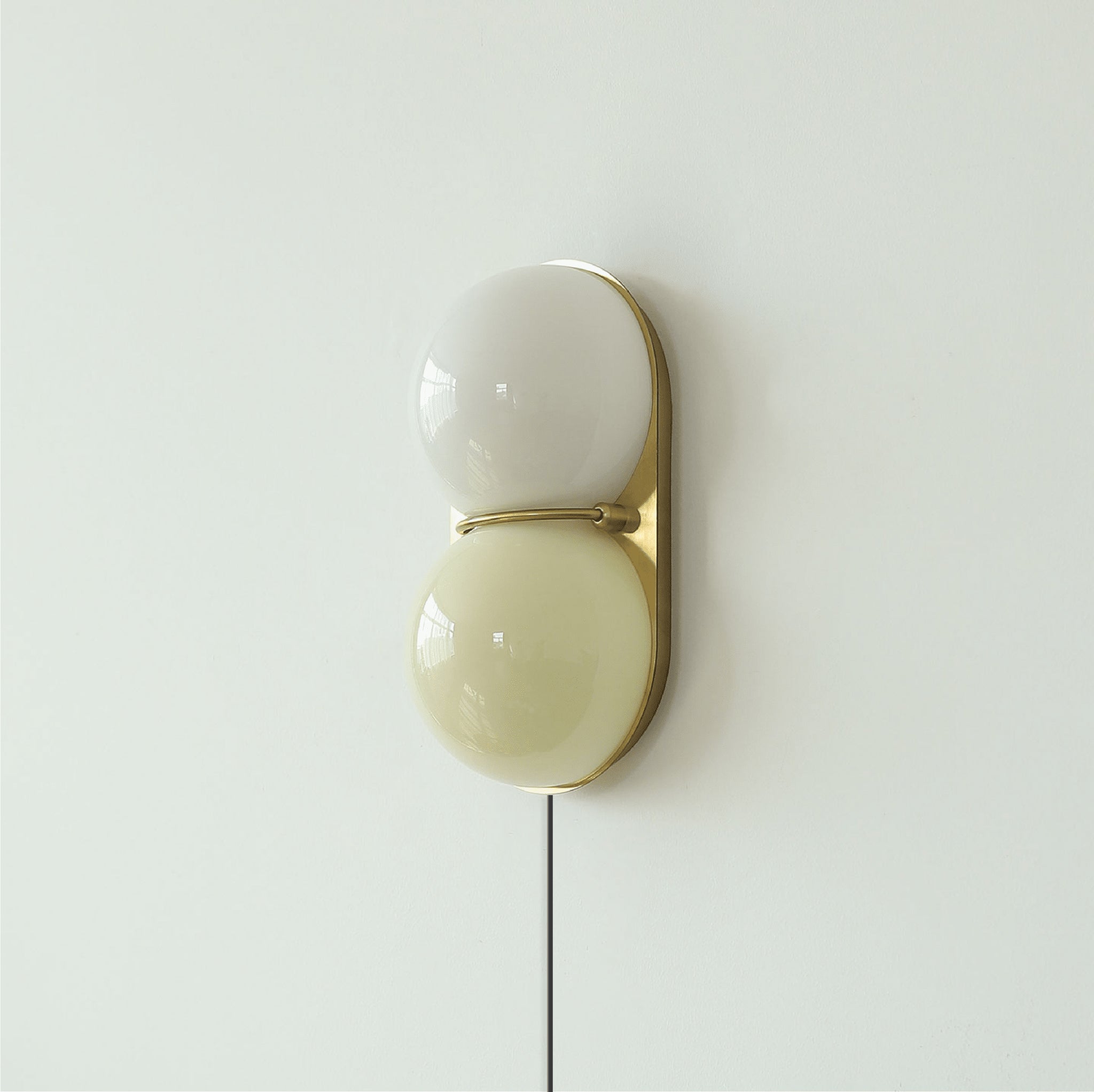 Orinborne Globe Glass Plug In Indoor Wall Light