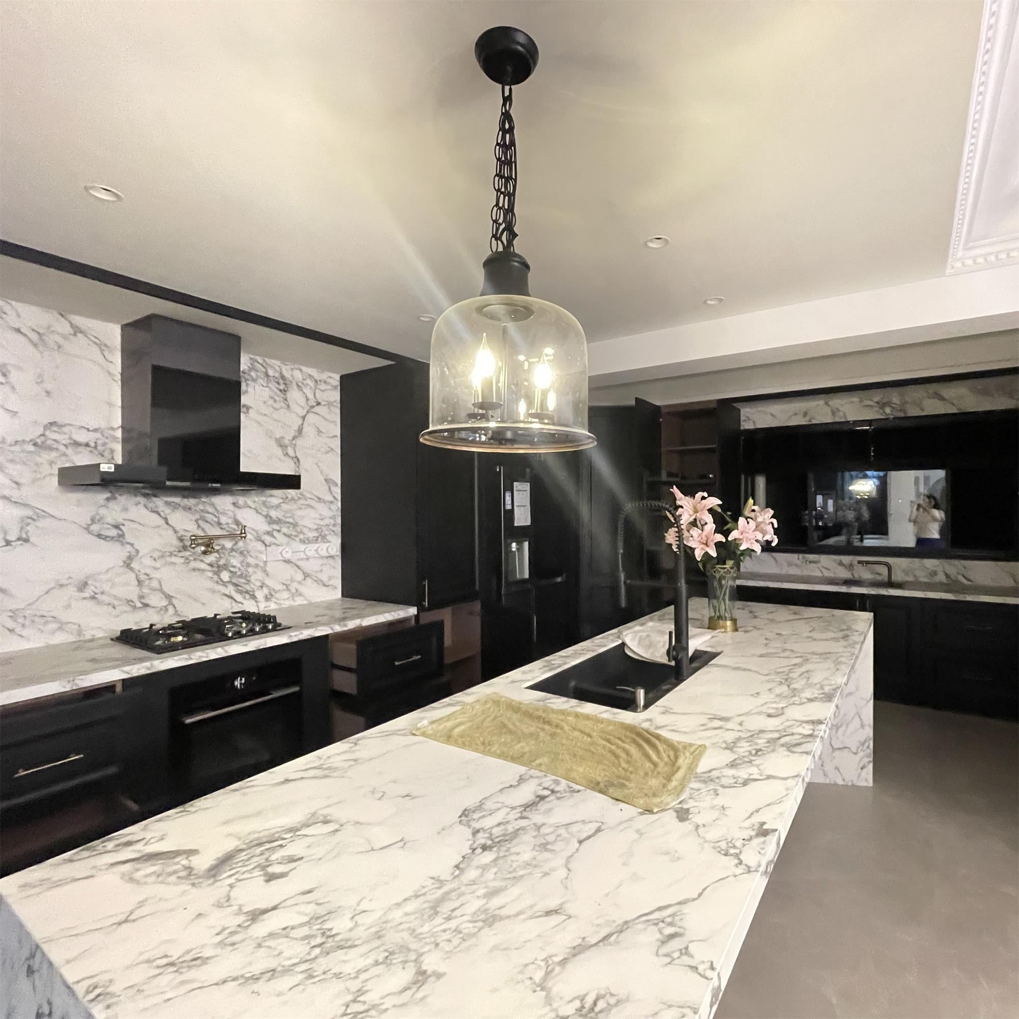 Lindenshire Glass Linear Pendant Light