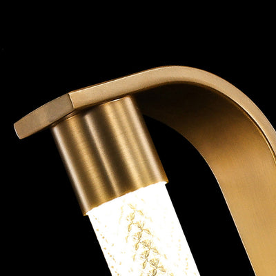 Seloira Floor Lamp