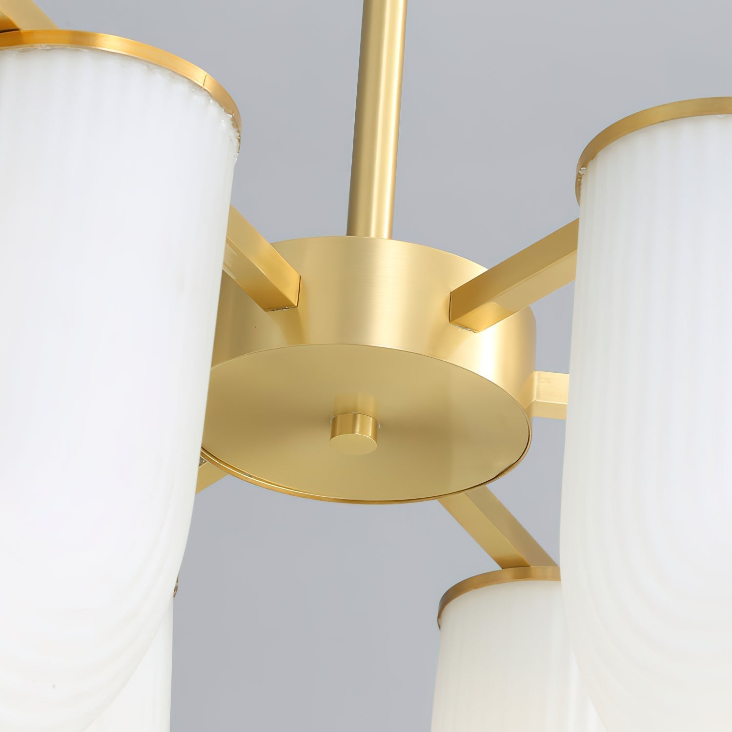Elaivella Chandelier