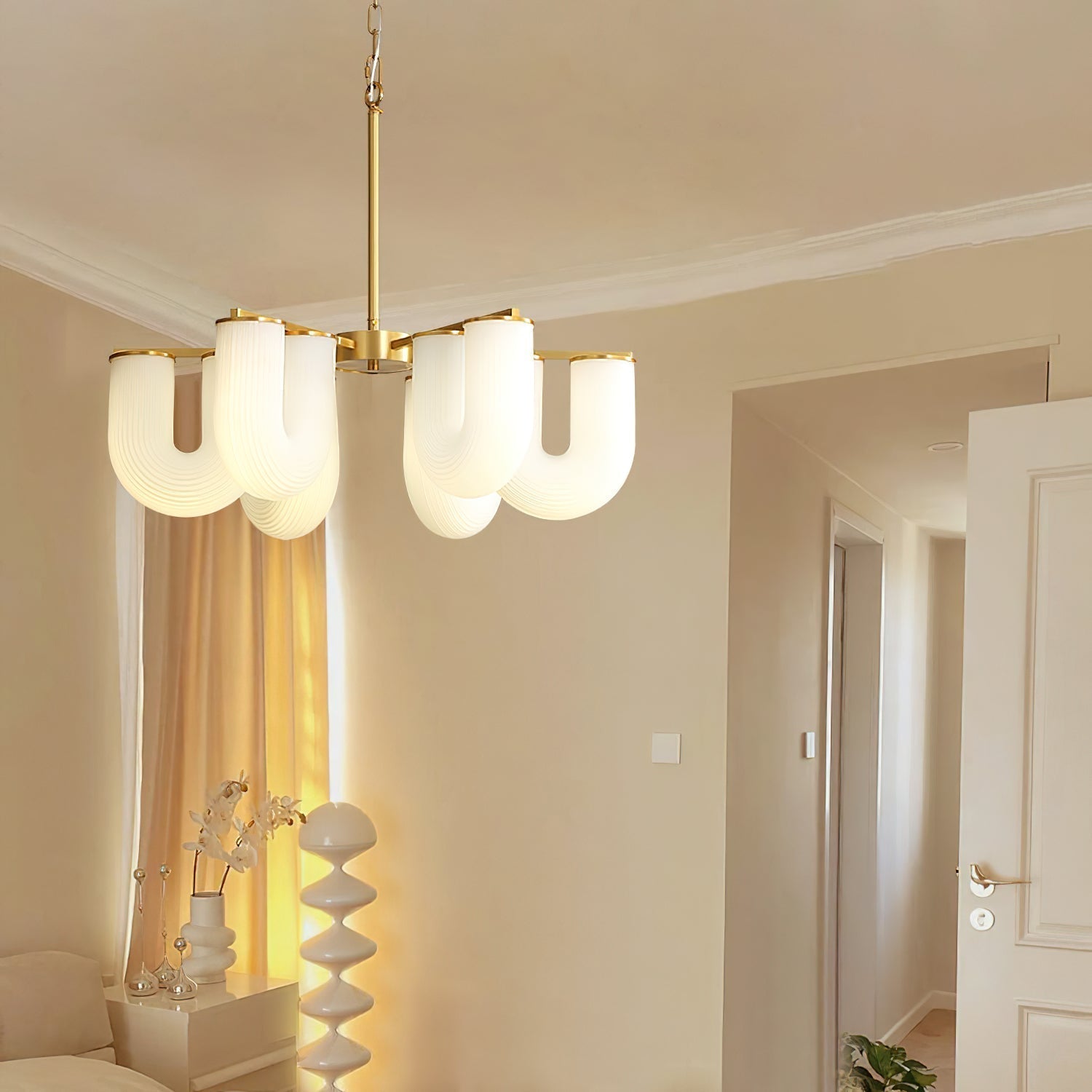Elaivella Chandelier