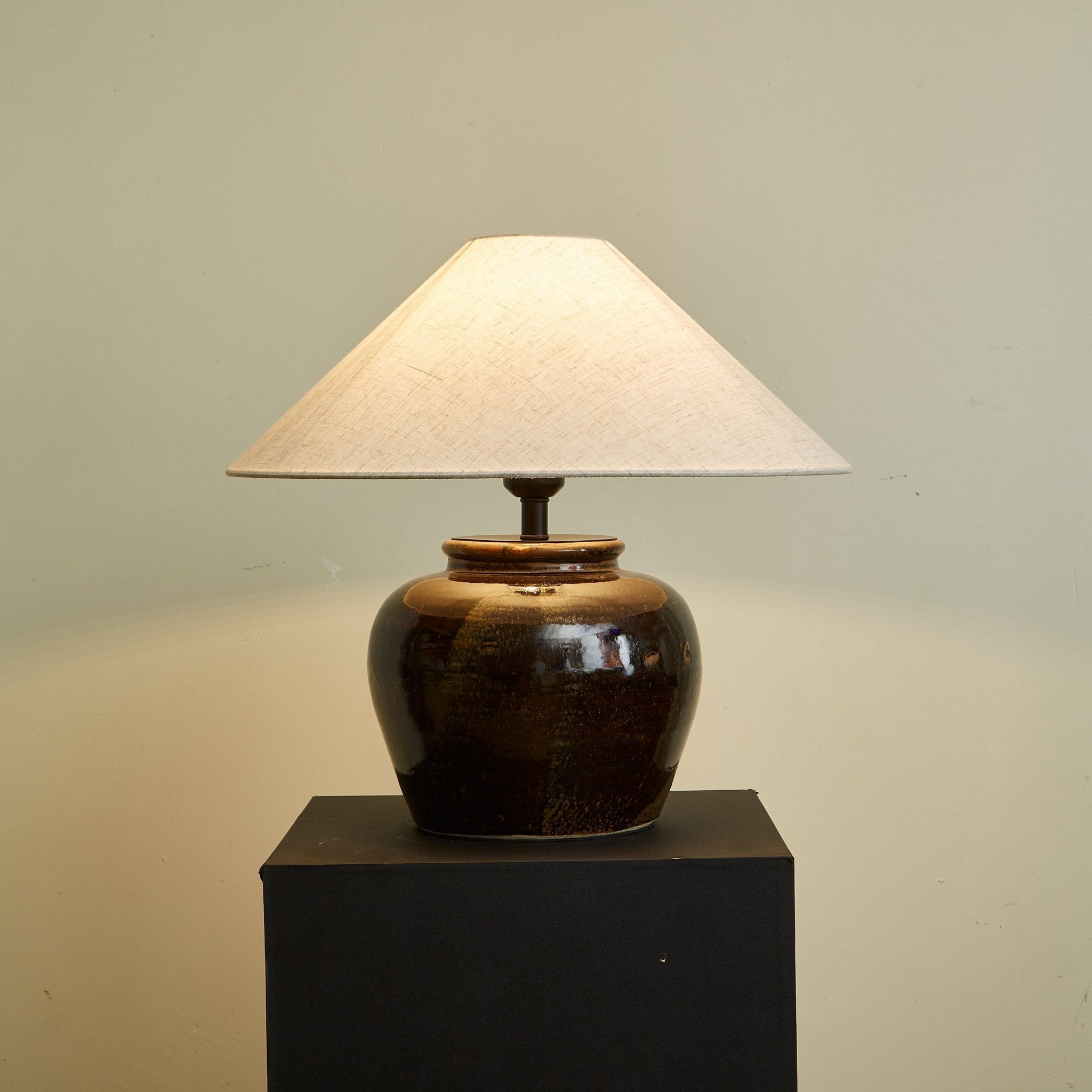 Ravien Umber Jar Table Lamp