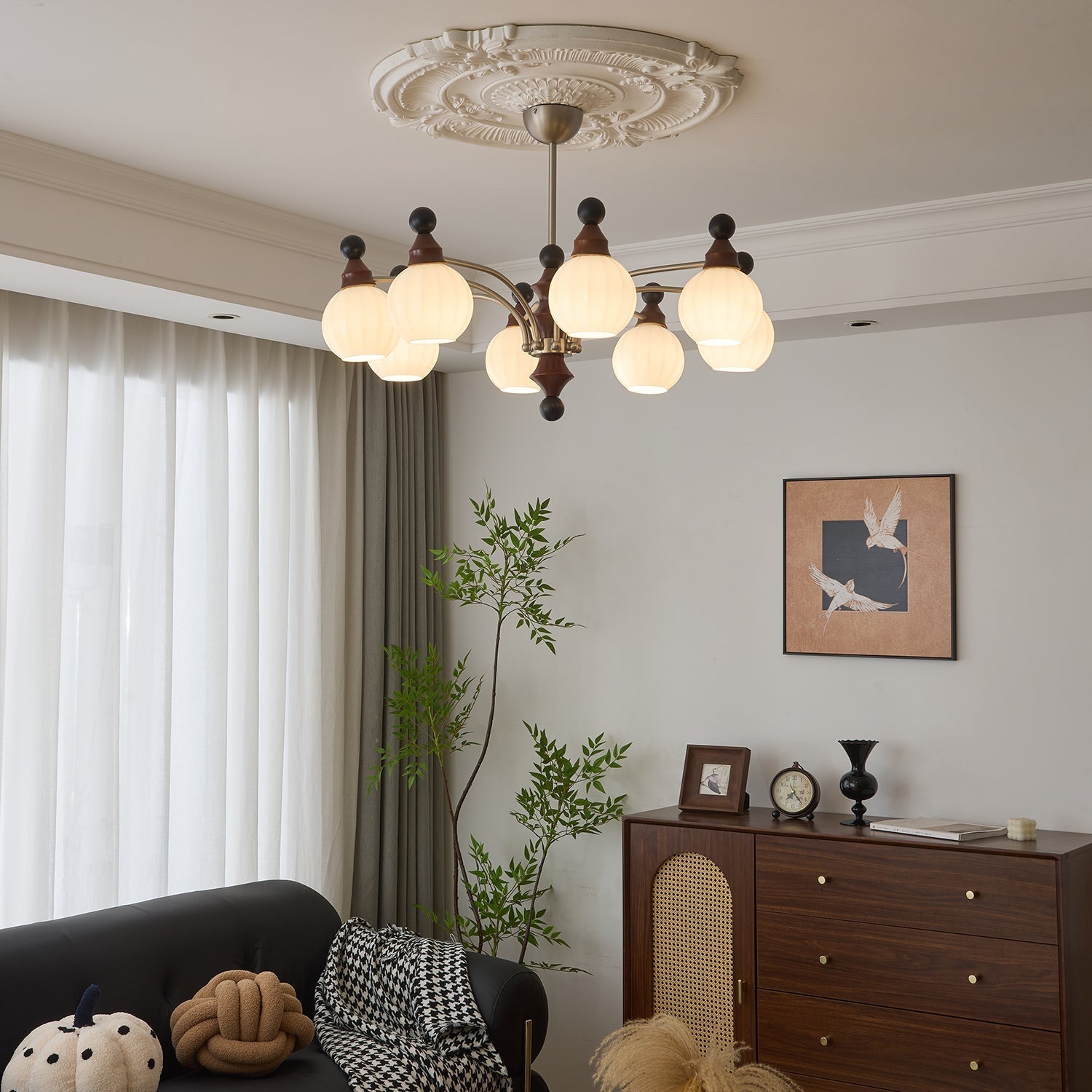 Zosilara Traditional Elegance Wood Chandelier