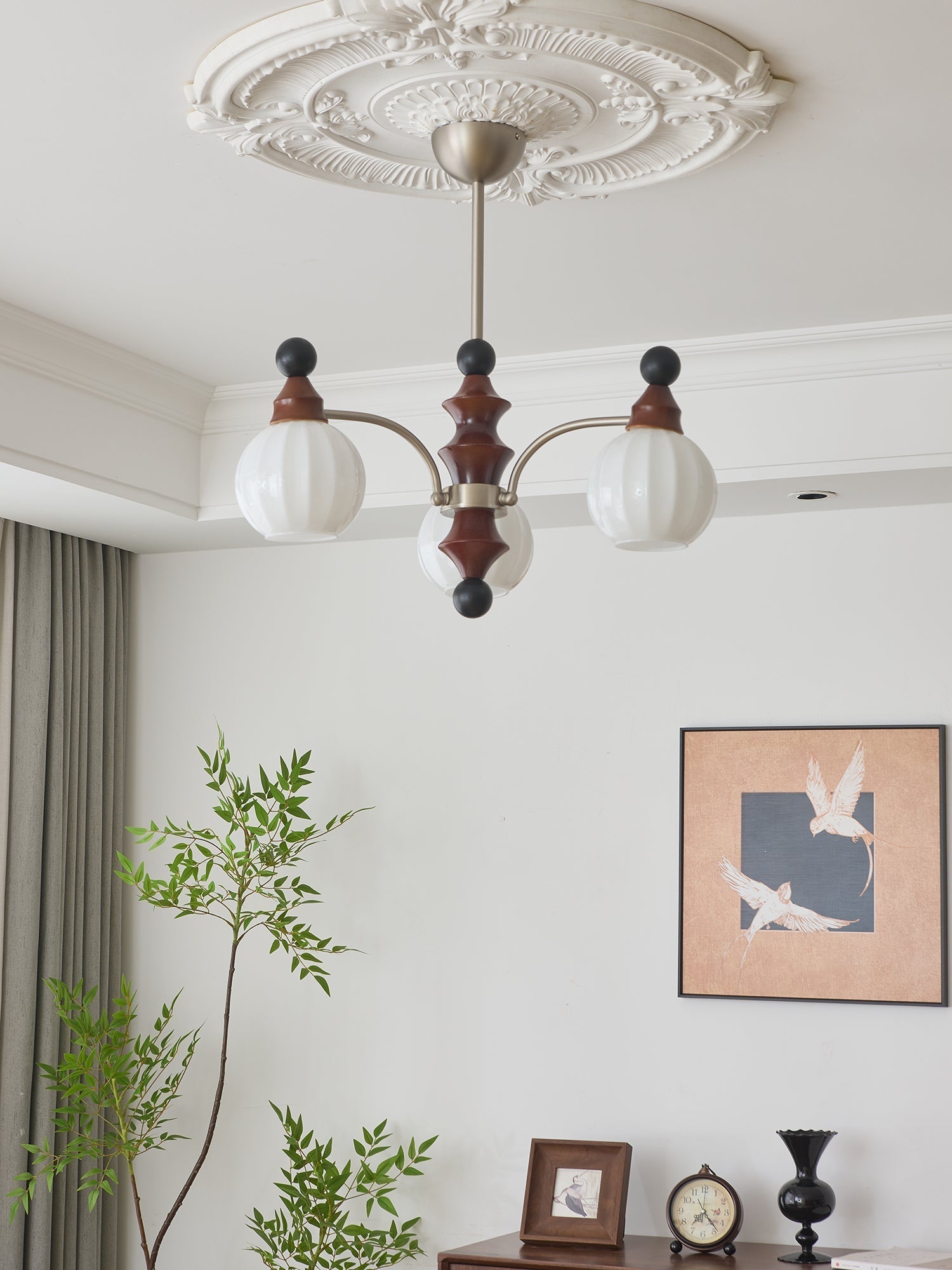 Zosilara Traditional Elegance Wood Chandelier