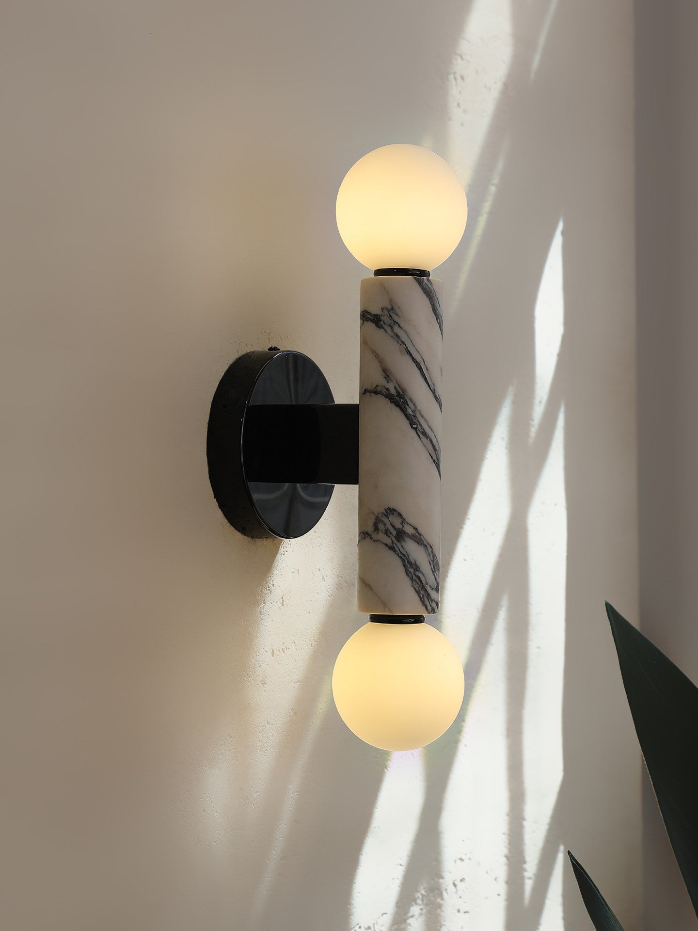 Oreleaine Orb Sconce