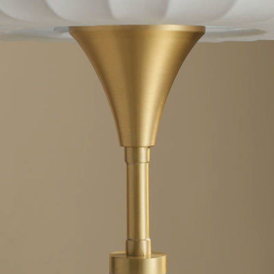 Viraeora Table Lamp