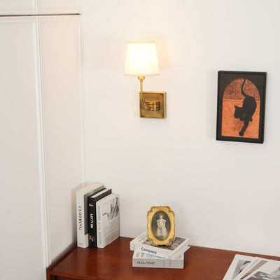 Lumoise Wall Lamp