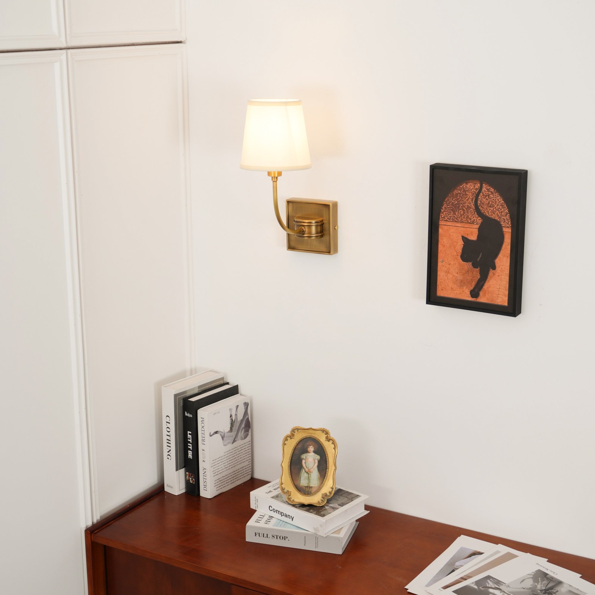 Lumoise Wall Lamp