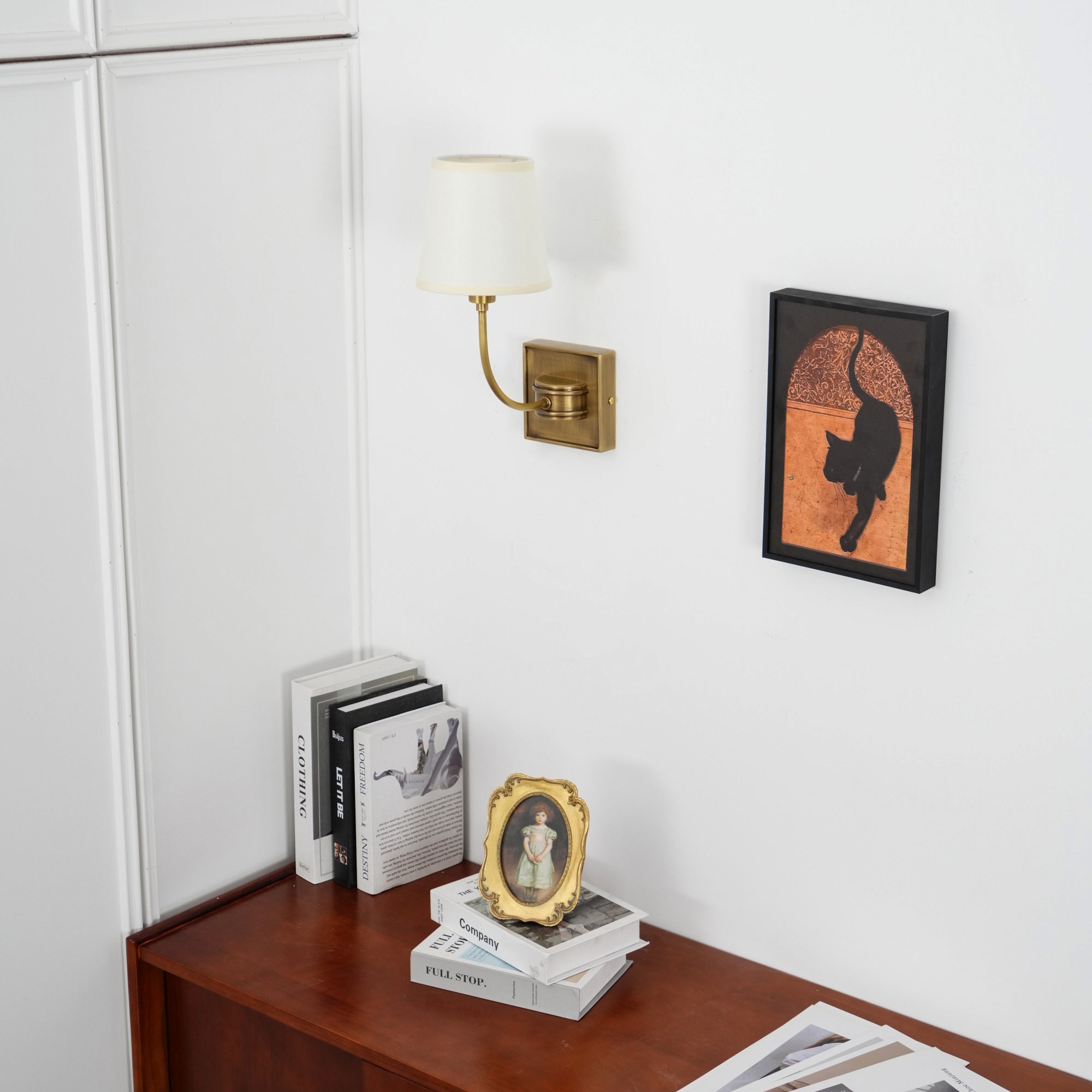Lumoise Wall Lamp