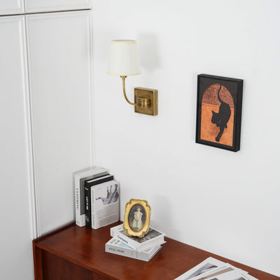 Lumoise Wall Lamp