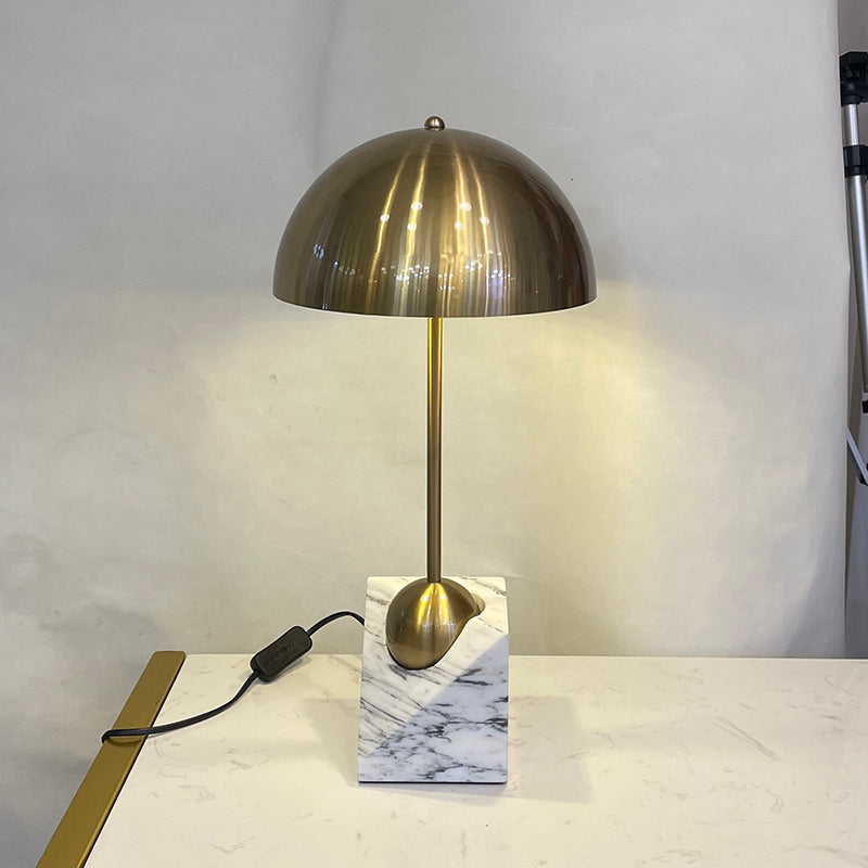 Orelivielle Table Lamp