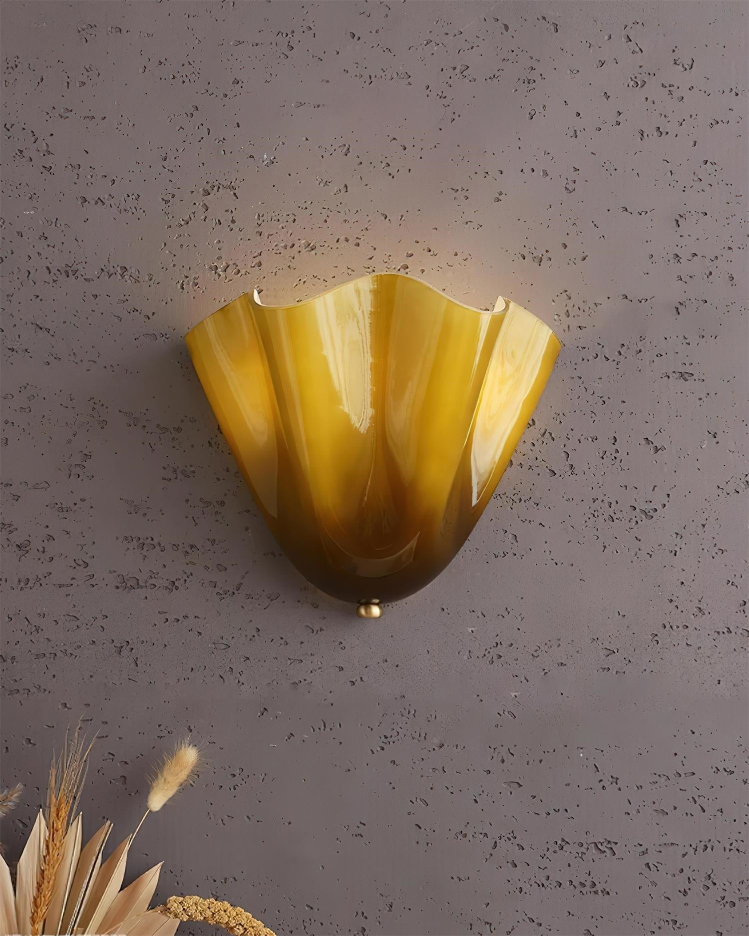 Fiorahaven Flower Glass Indoor Wall Light