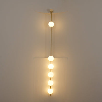 Lustra Wall Lamp Vertical Balls Brass - Neutral Decor
