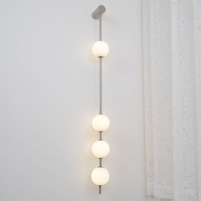 Lustra Wall Lamp Vertical Balls Brass - Neutral Decor