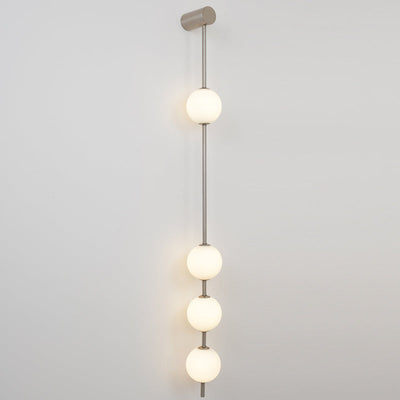 Lustra Wall Lamp Vertical Balls Brass - Neutral Decor