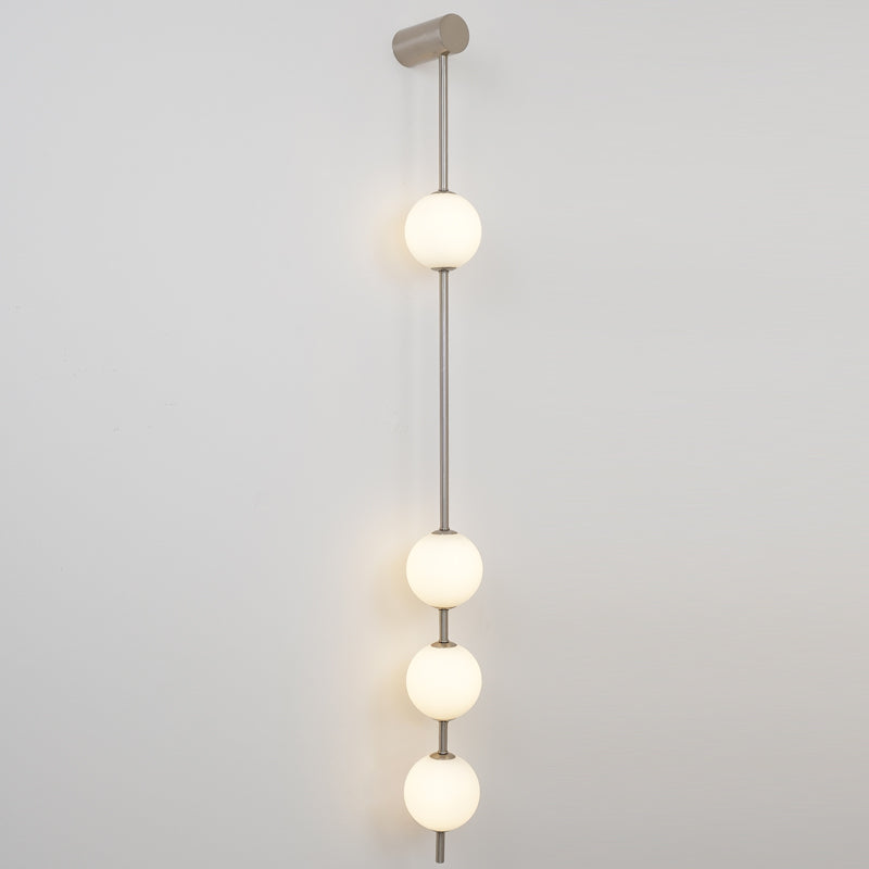 Lustra Wall Lamp Vertical Balls Brass - Neutral Decor