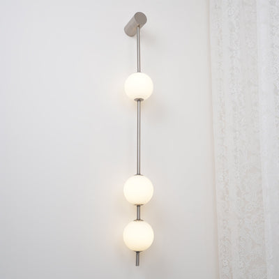 Lustra Wall Lamp Vertical Balls Brass - Neutral Decor