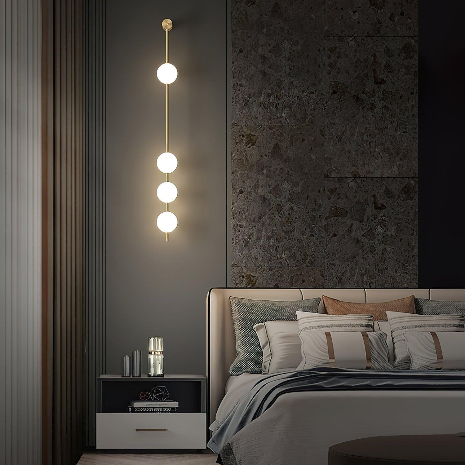 Lustra Wall Lamp Vertical Balls Brass - Neutral Decor