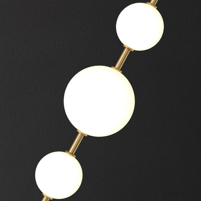 Ilraeia Vertical Globe Plug-in Wall Lamp