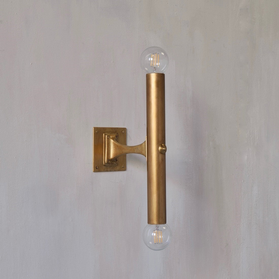 Calaette Wall Lamp