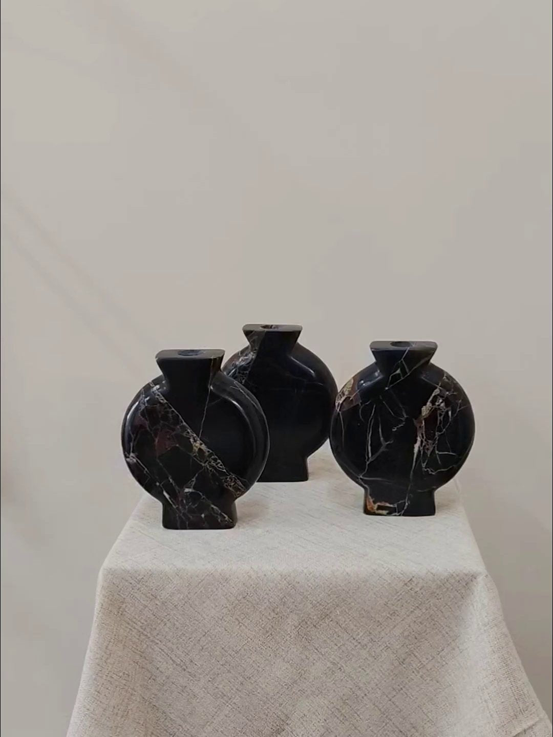 Gravion Marble Vase