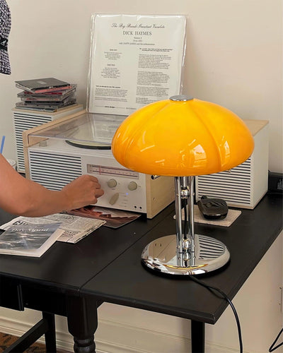 Lioreline Modern Table Lamp