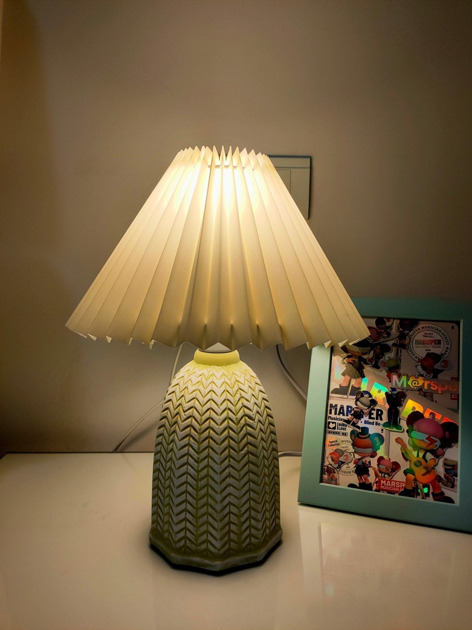 Xenlor Fabric Vintage Table Lamp
